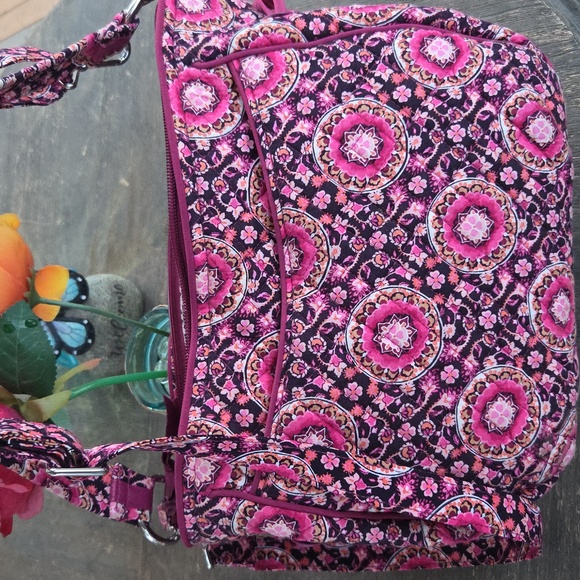 Vera Bradley Raspberry Medallion Glenna Hobo Cotton Satchel Shoulder Bag - Picture 6 of 15